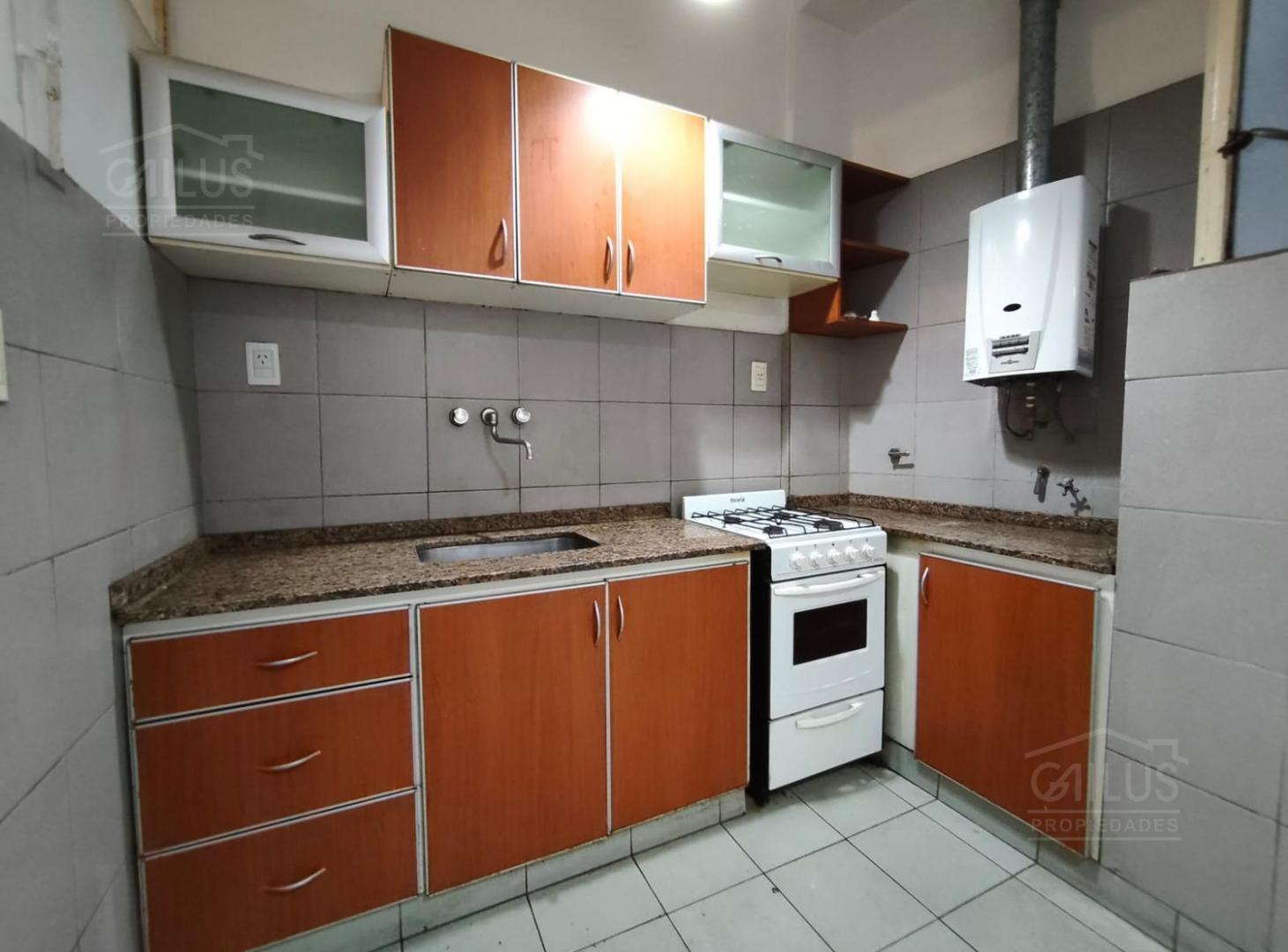 Foto de Departamento en Alquiler en Boedo (Av. Boedo al 900) de 3 amb., imagen 3