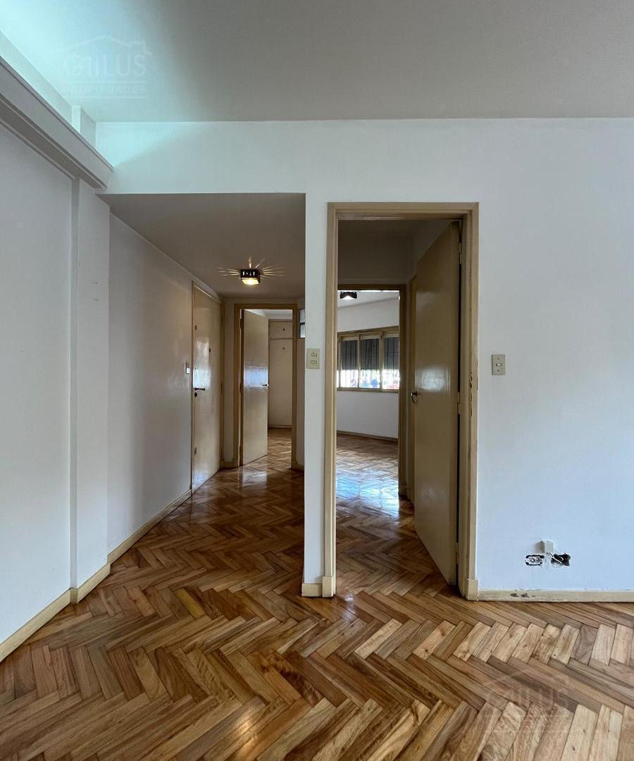 Foto de Departamento en Alquiler en San Cristobal (Dean Funes al 900) de 2 amb., imagen 3