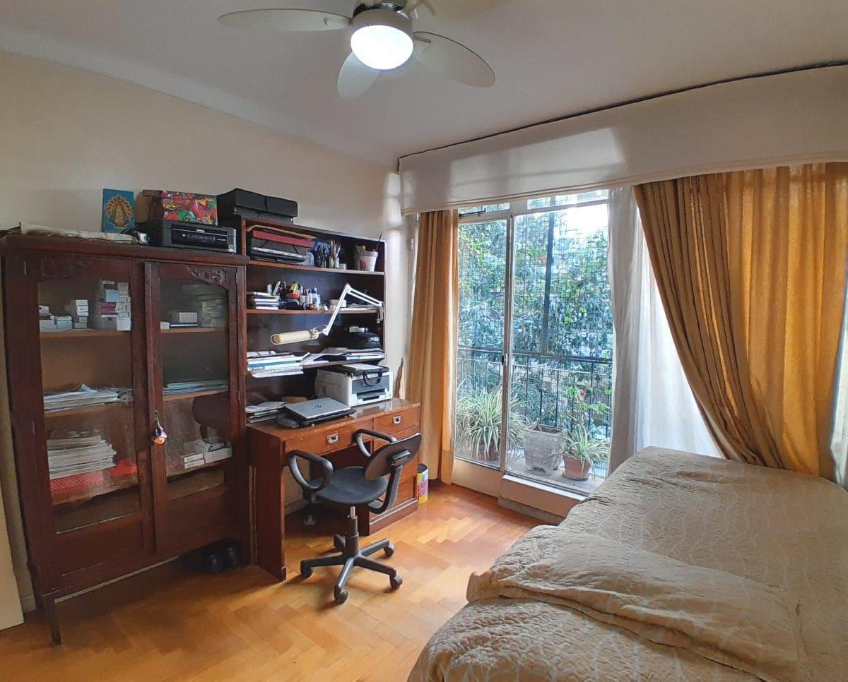 Departamento en Venta 4 Amb Frente con Balcón - Apto Credito 5