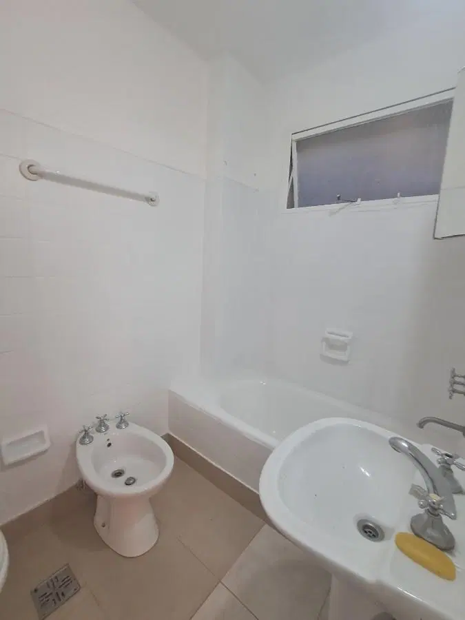 Departamento de 3 ambientes en venta - Muy luminoso 8