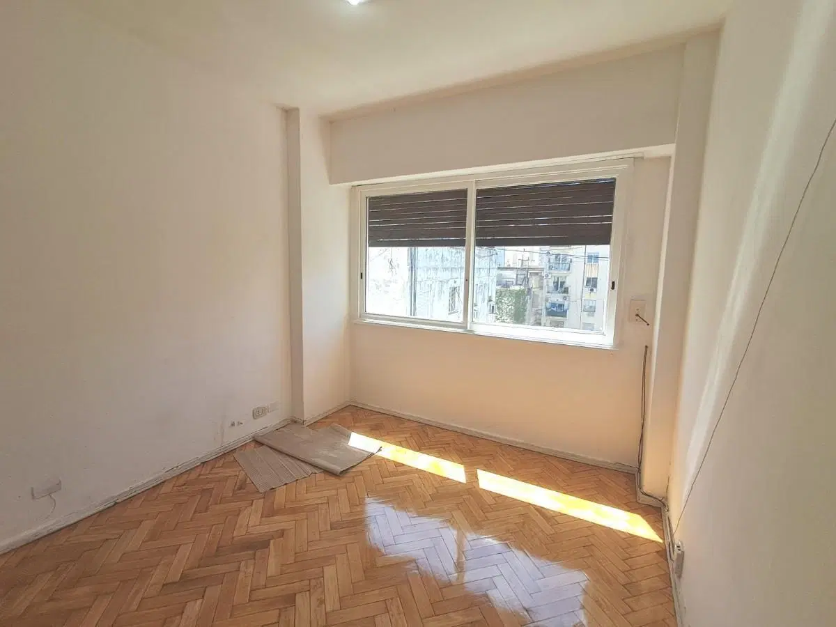 Departamento de 3 ambientes en venta - Muy luminoso 3