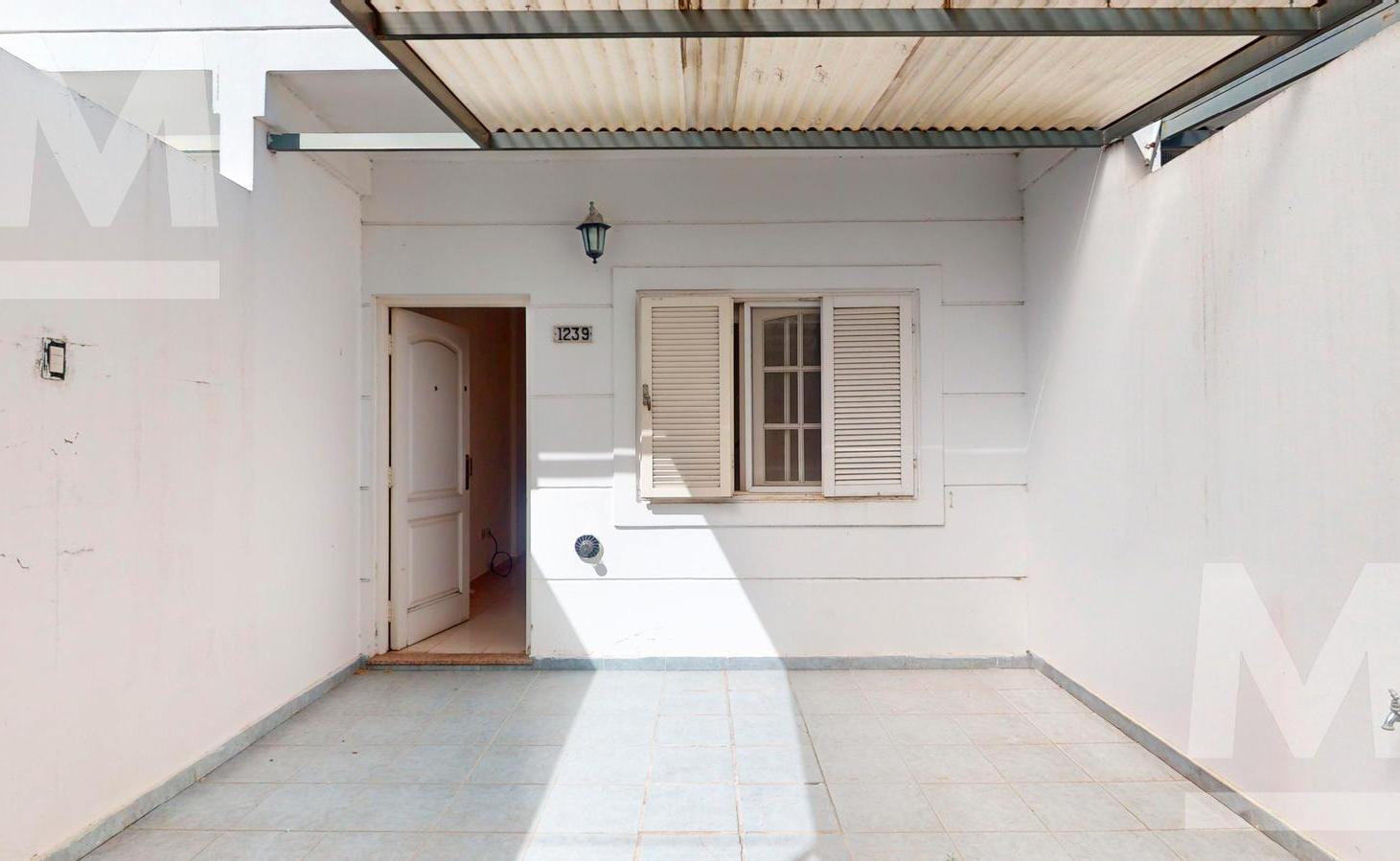 Duplex 2 dormitorios patio y cochera