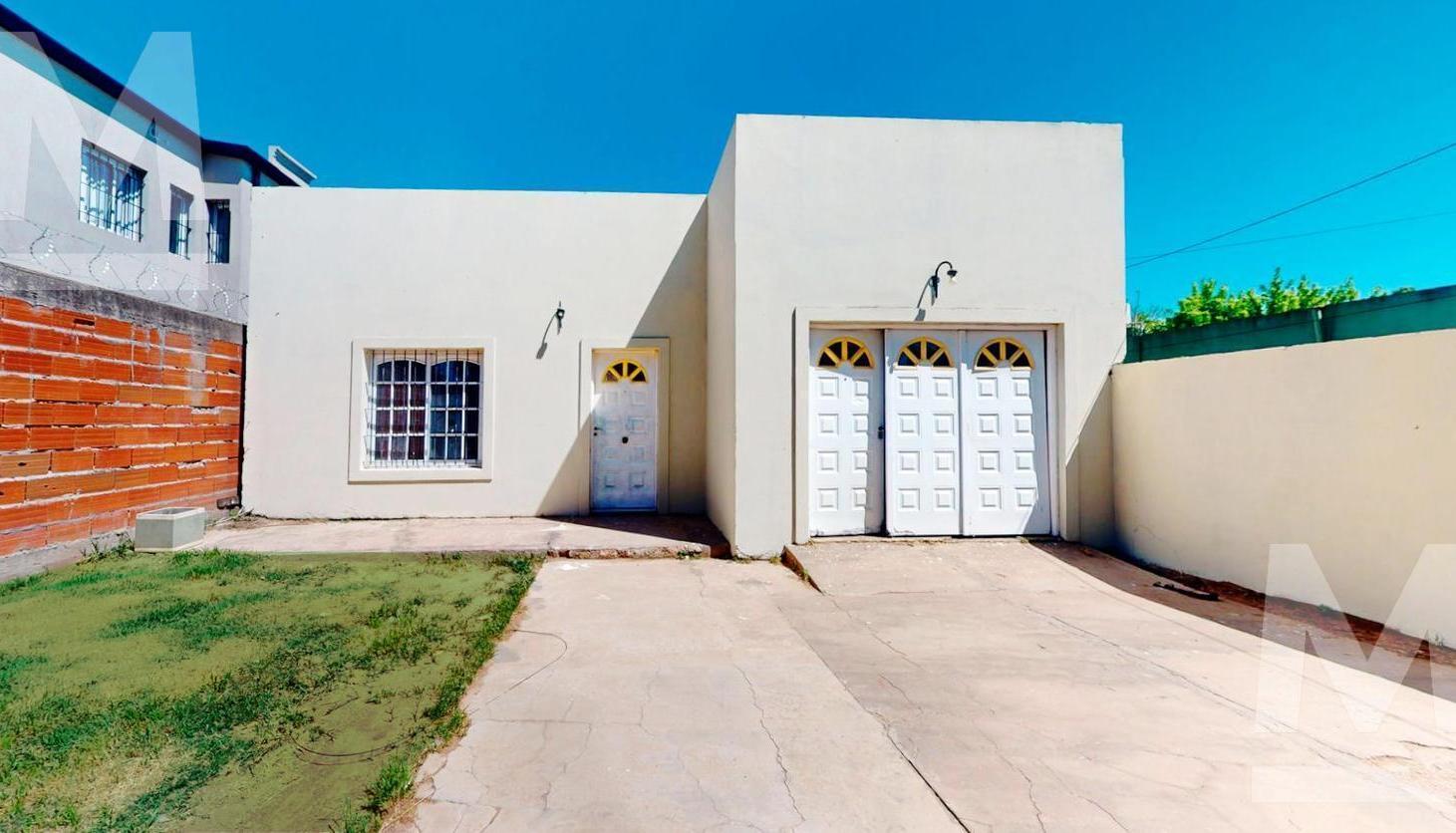 Casa en venta en Lisandro Olmos