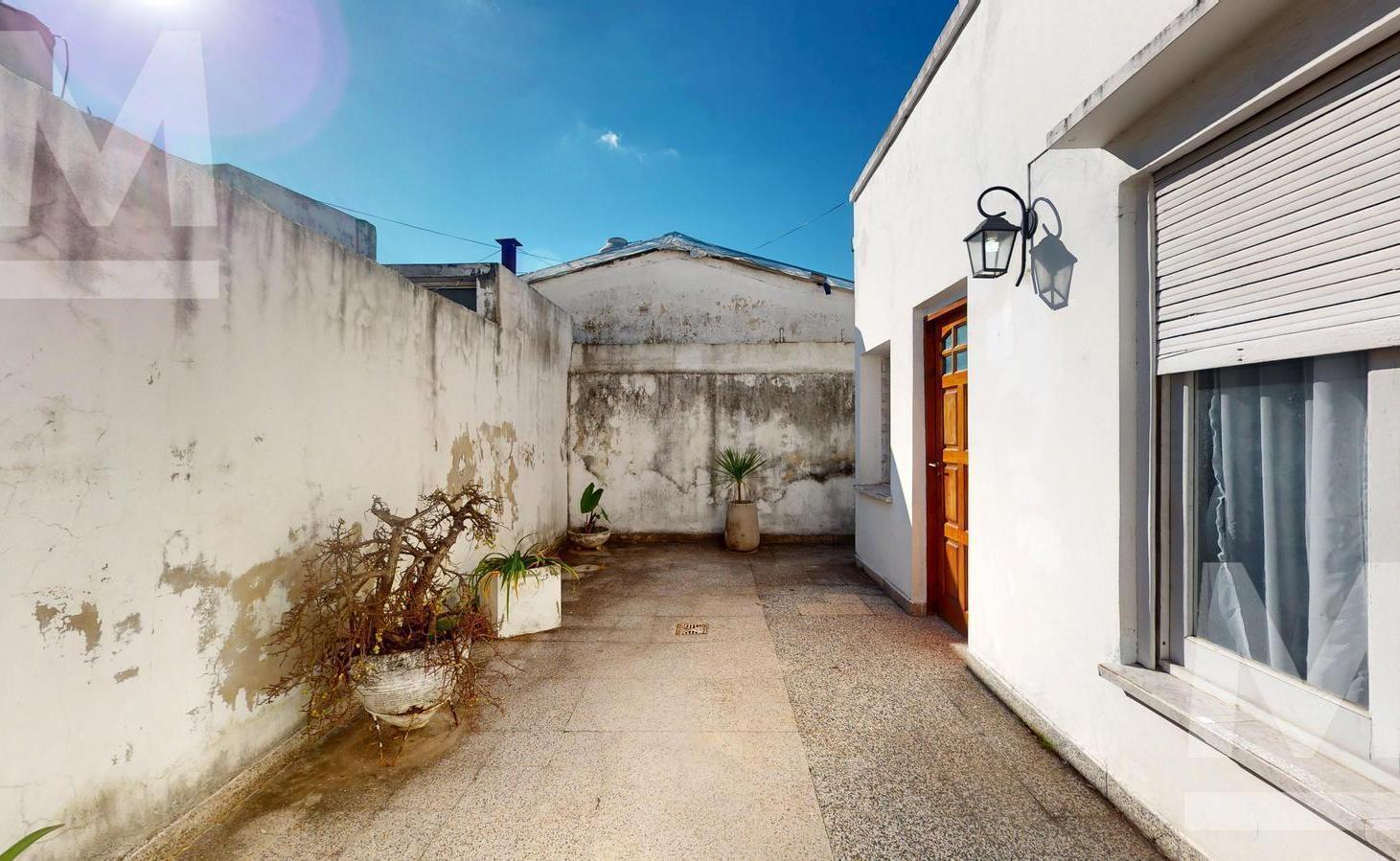Foto de PH en Venta en La Plata, imagen 3