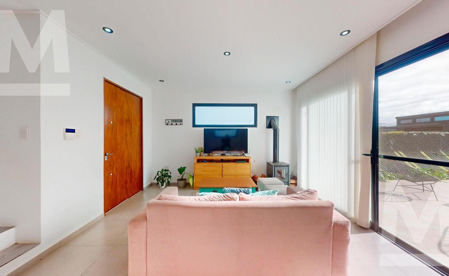 Foto de Casa en Venta Barrio Eco Arana, imagen 2
