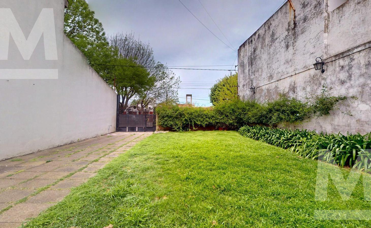 Foto de Casa en venta en La Plata, imagen 4