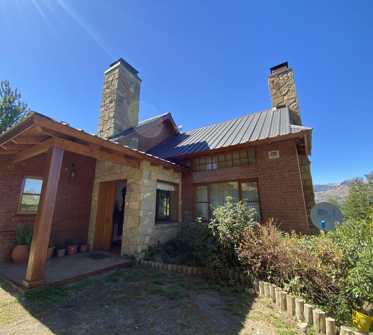 Casa en Venta de 4 Dorm. San Martin de Los Andes 2