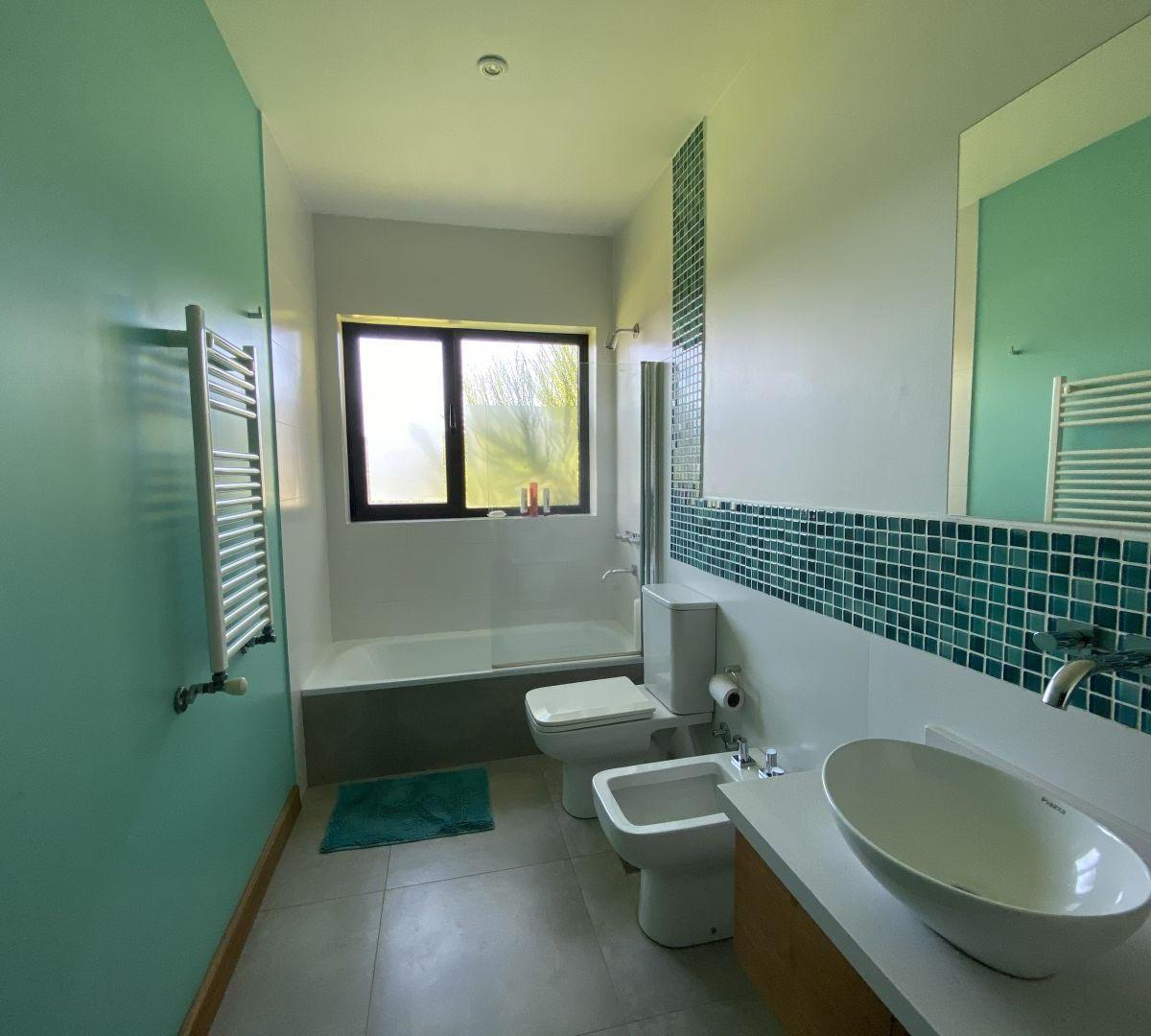 Increible Casa en Venta de 3 Dorm. San Martin de Los Andes con Pileta 5