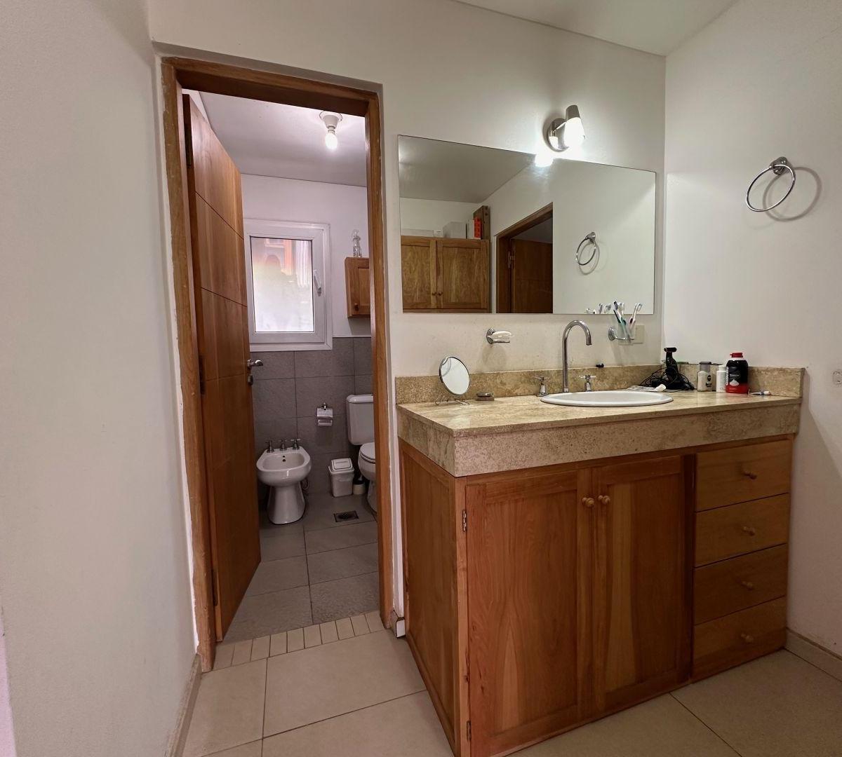 Departamento en Venta 2 Dorm. San Martin de Los Andes Centro con Cochera 2