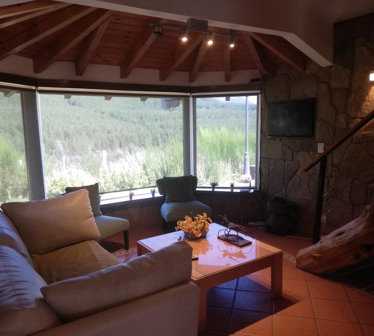 Foto de Casa en Venta de 2 dormitorios en Villa Meliquina, imagen 2