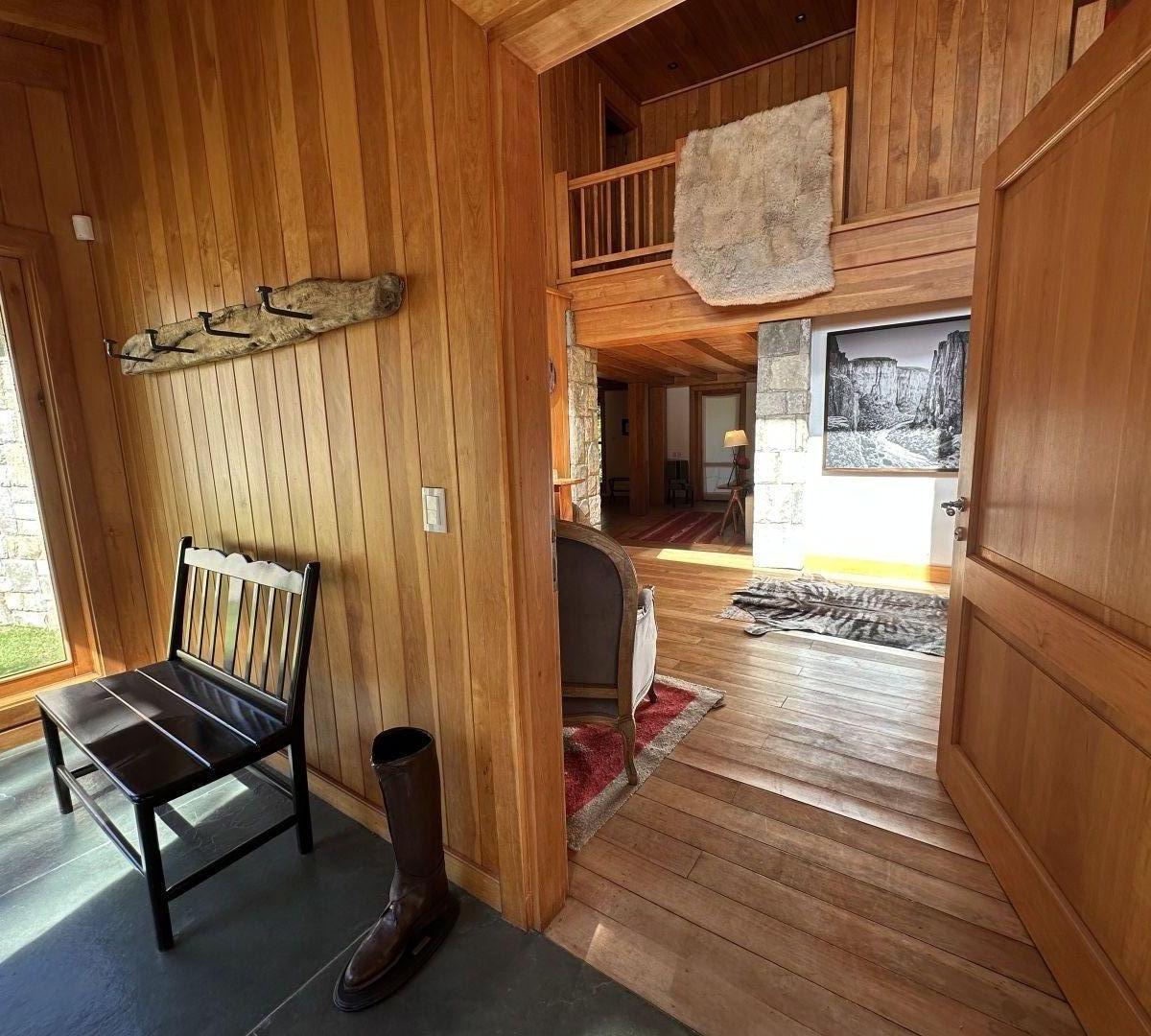 Casa en Venta en San Martín de Los Andes, Mansión de Lujo con Muelle Privado en 5