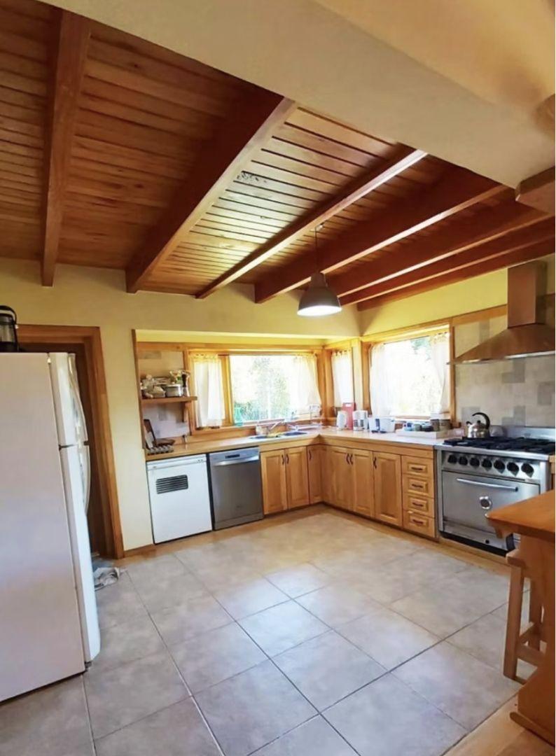 Foto de Casa en venta de 7 ambientes en San Martín de los Andes, Lago Lolog, imagen 5