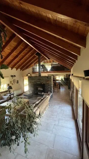 Casa en venta de 5 ambientes en San Martín de los Andes, Peñon de Lolog pileta 2