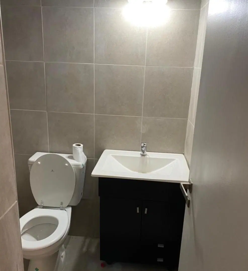 Alquiler - RECOLETA. Pachecho de Melo 2900 -PIso 5. Monoambiente con cocina y lavadero. 4