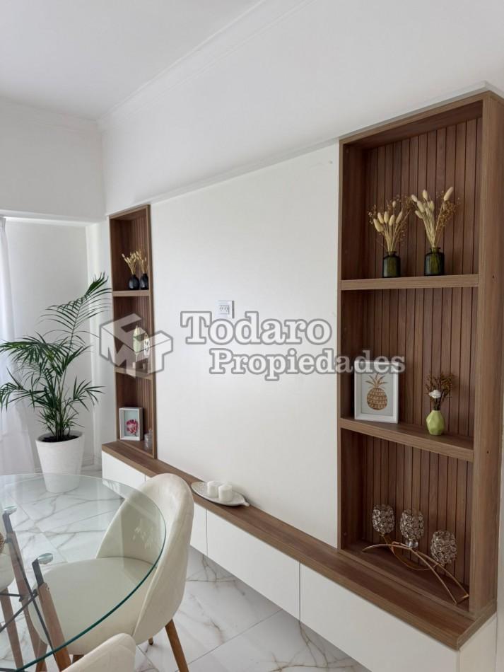 Foto de Excelente departamento 3 ambientes reciclado luminoso y con balcon, imagen 1
