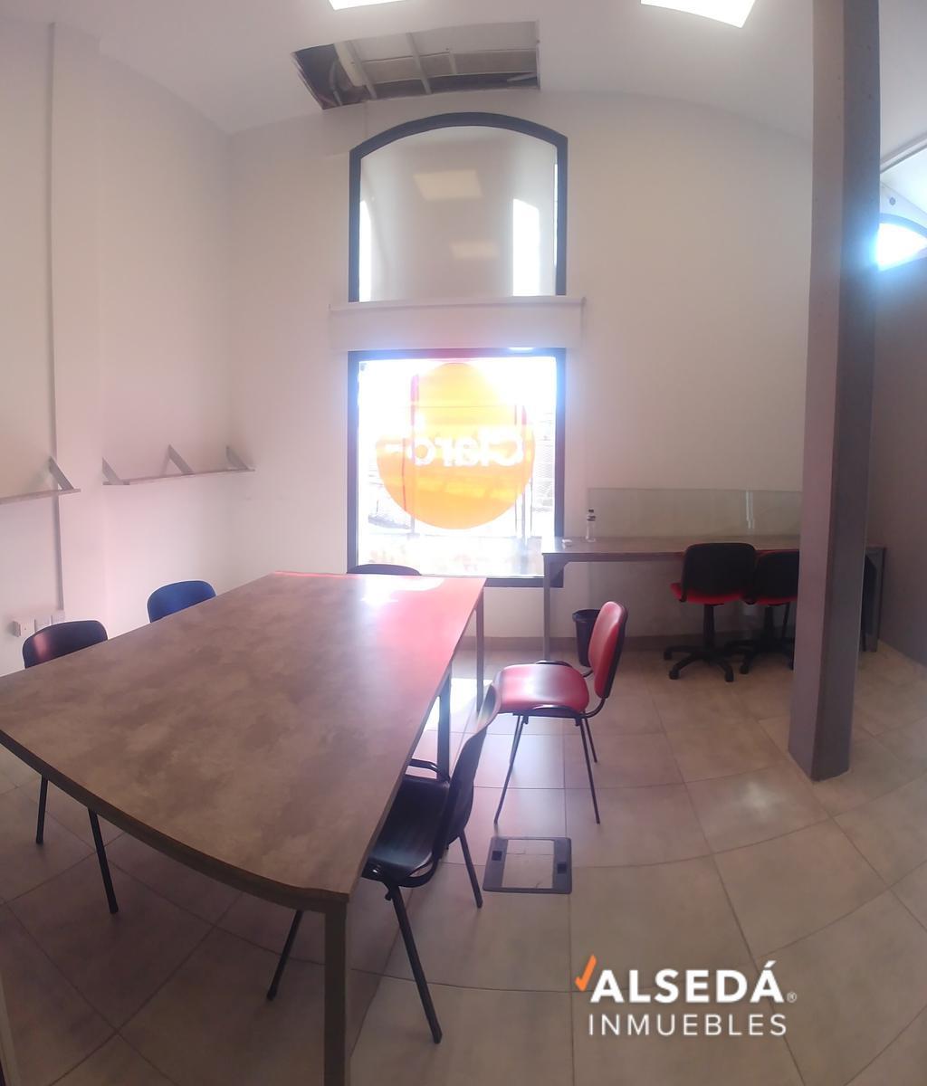 Foto de LOCAL OFICINA VENTA FORUM PUERTO NORTE ROSARIO 105M2, imagen 4