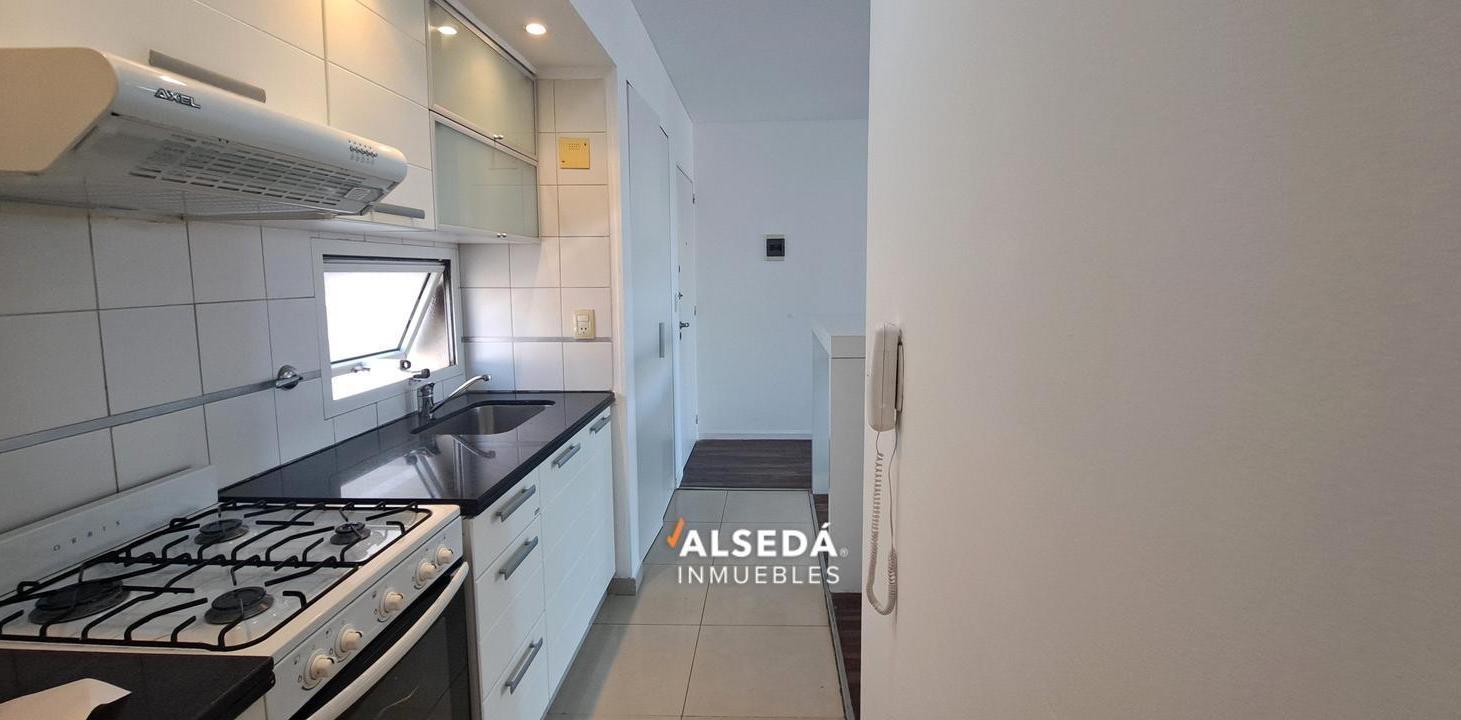 Foto de Departamento 1 dor con COCHERA - Montevideo 1300 - Centro, imagen 5