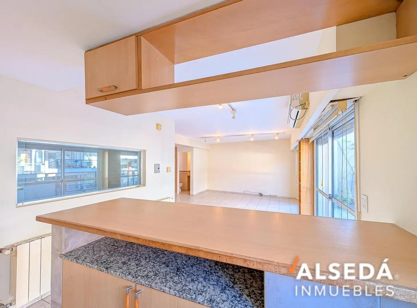 Departamento Duplex de 2 dormitorios - Cochera - Vista parcial al Rio 1