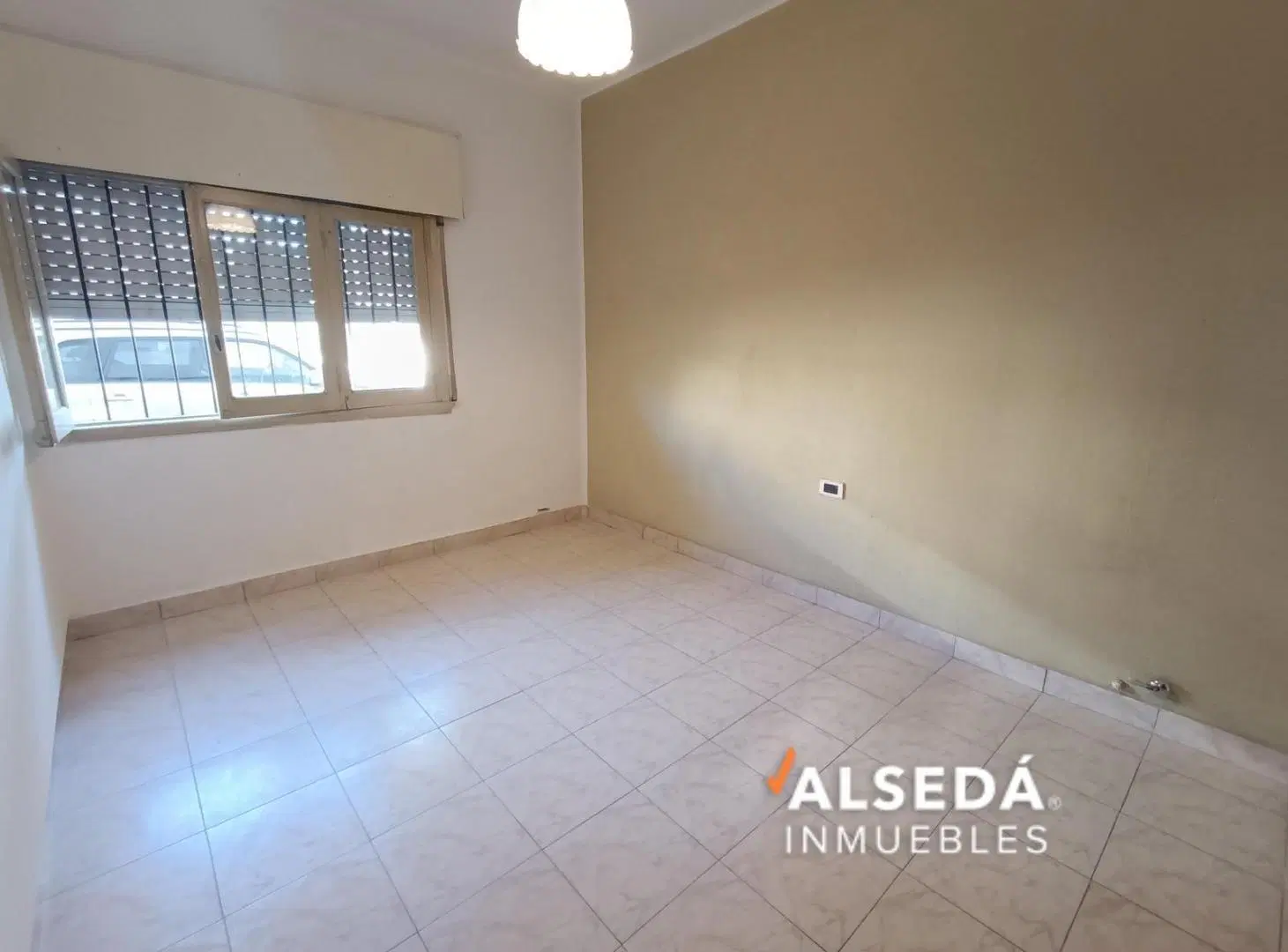 CASA 3 DORMITORIOS VENTA BARRIO HOSPITALES ROSARIO 4