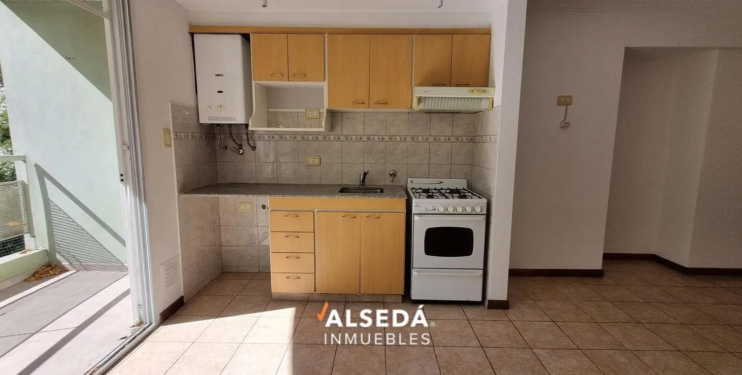 Monoambiente Pichincha - Excelente ubicación 8