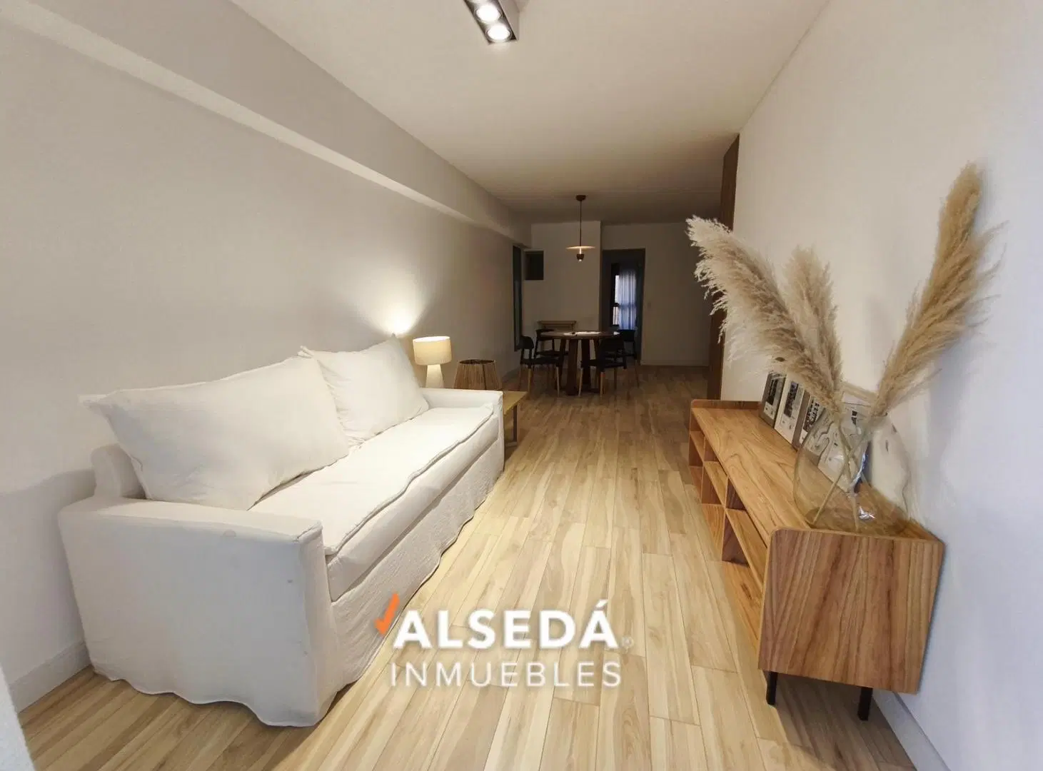Departamento de 2 dormitorios en venta en Pichincha 3