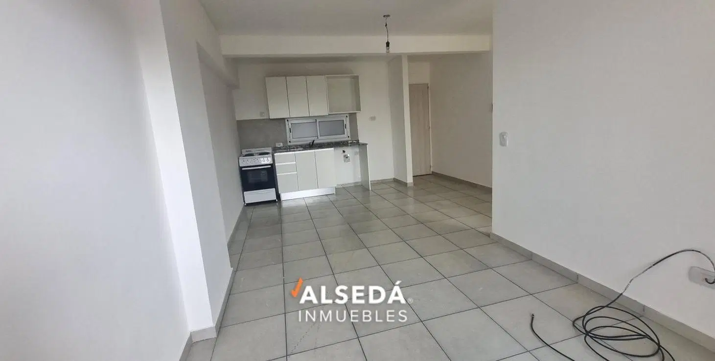 Departamento 1 dor en Abasto 8