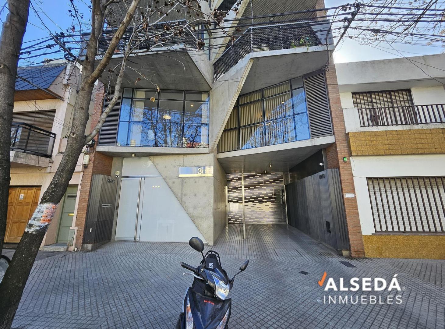 Foto de Cochera en Barrio Lourdes - VENTA, imagen 1