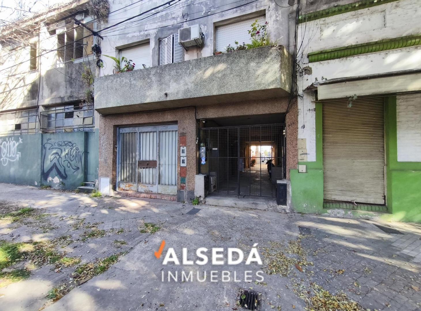 Foto de Casa de pasillo de 3 dormitorios, imagen 1