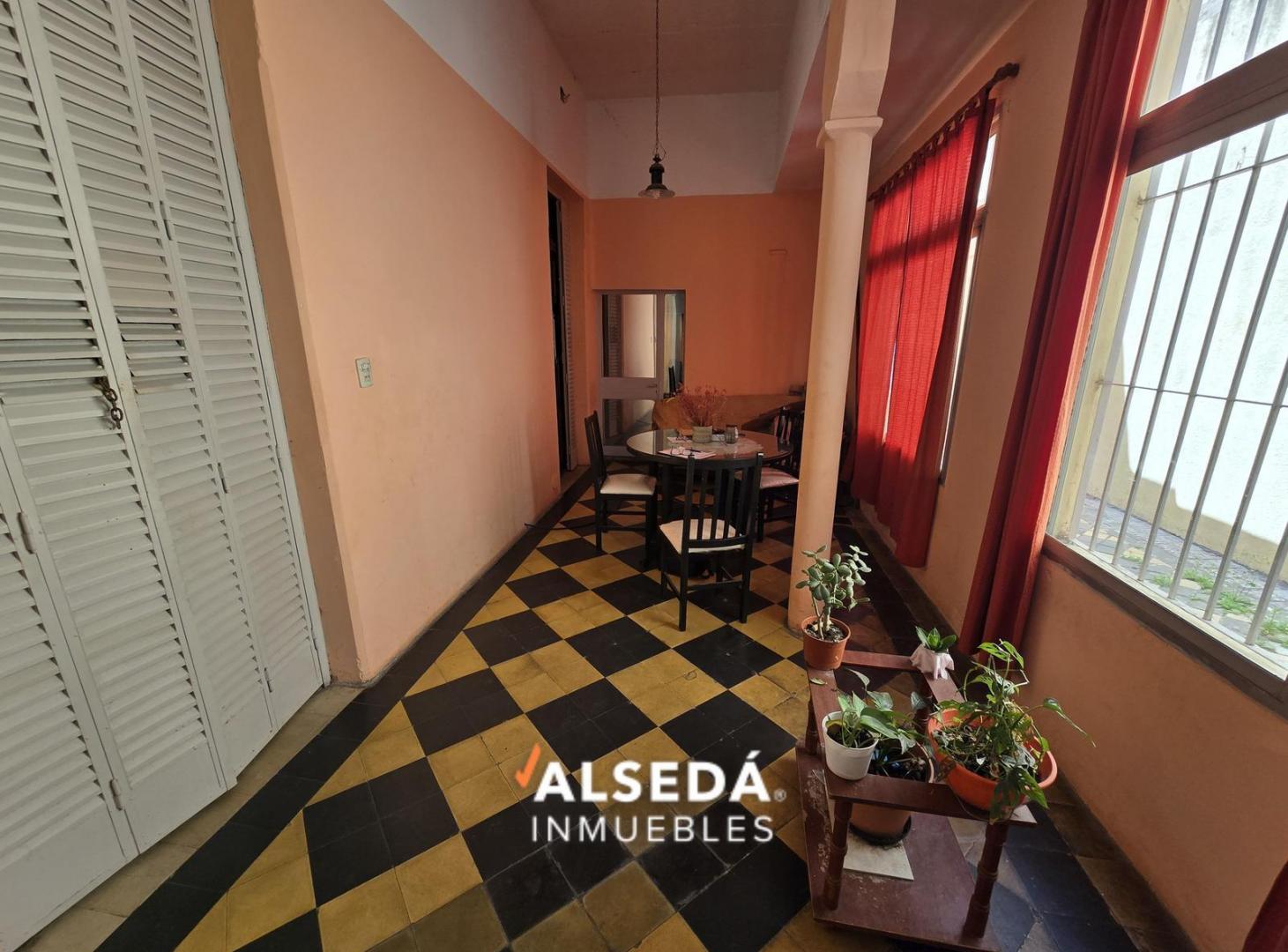 Foto de Casa con terreno en Catamarca y Pueyrredón - PICHINCHA, imagen 3