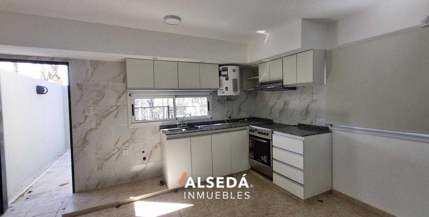 Foto de Departamento de tres dormitorios, con balcón y terraza exclusiva ., imagen 3
