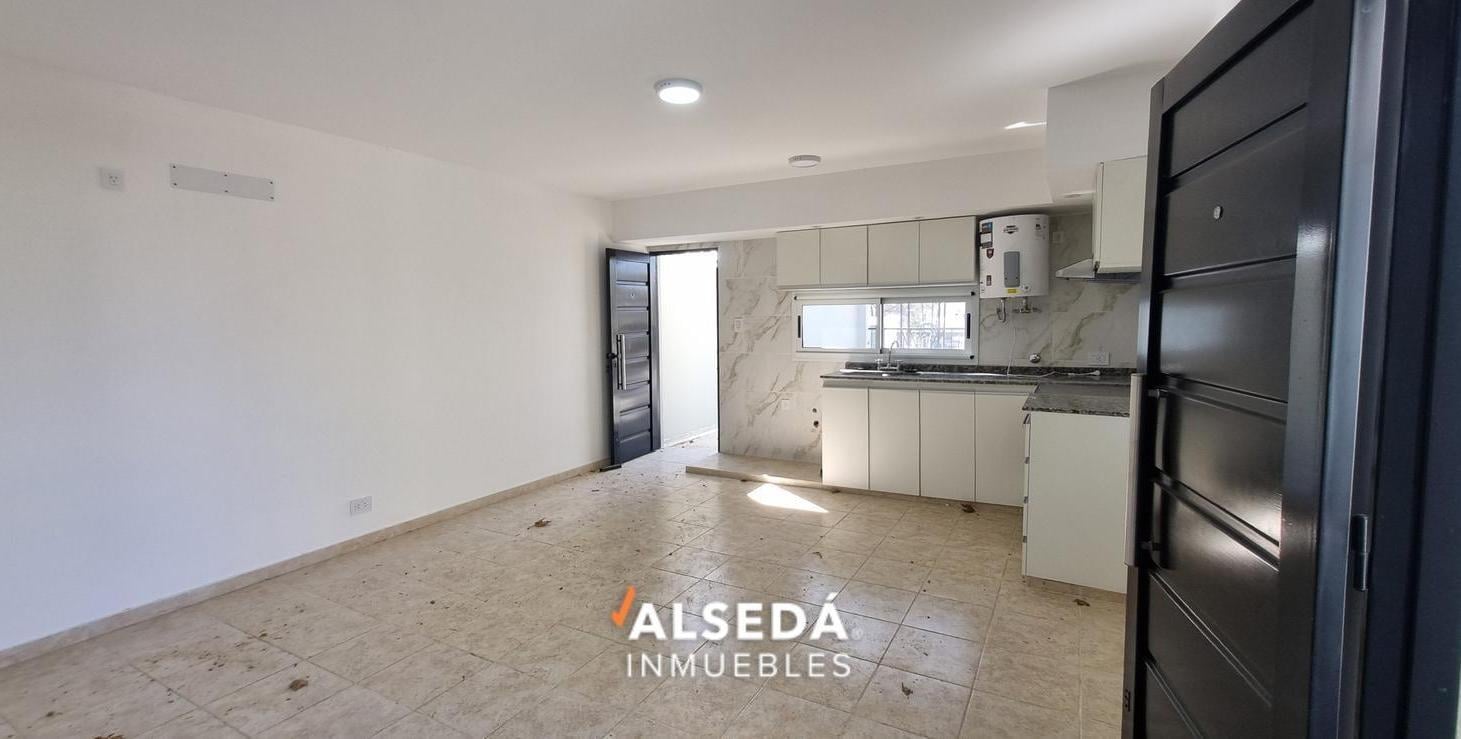 Foto de Departamento de tres dormitorios, con balcón y terraza exclusiva ., imagen 2
