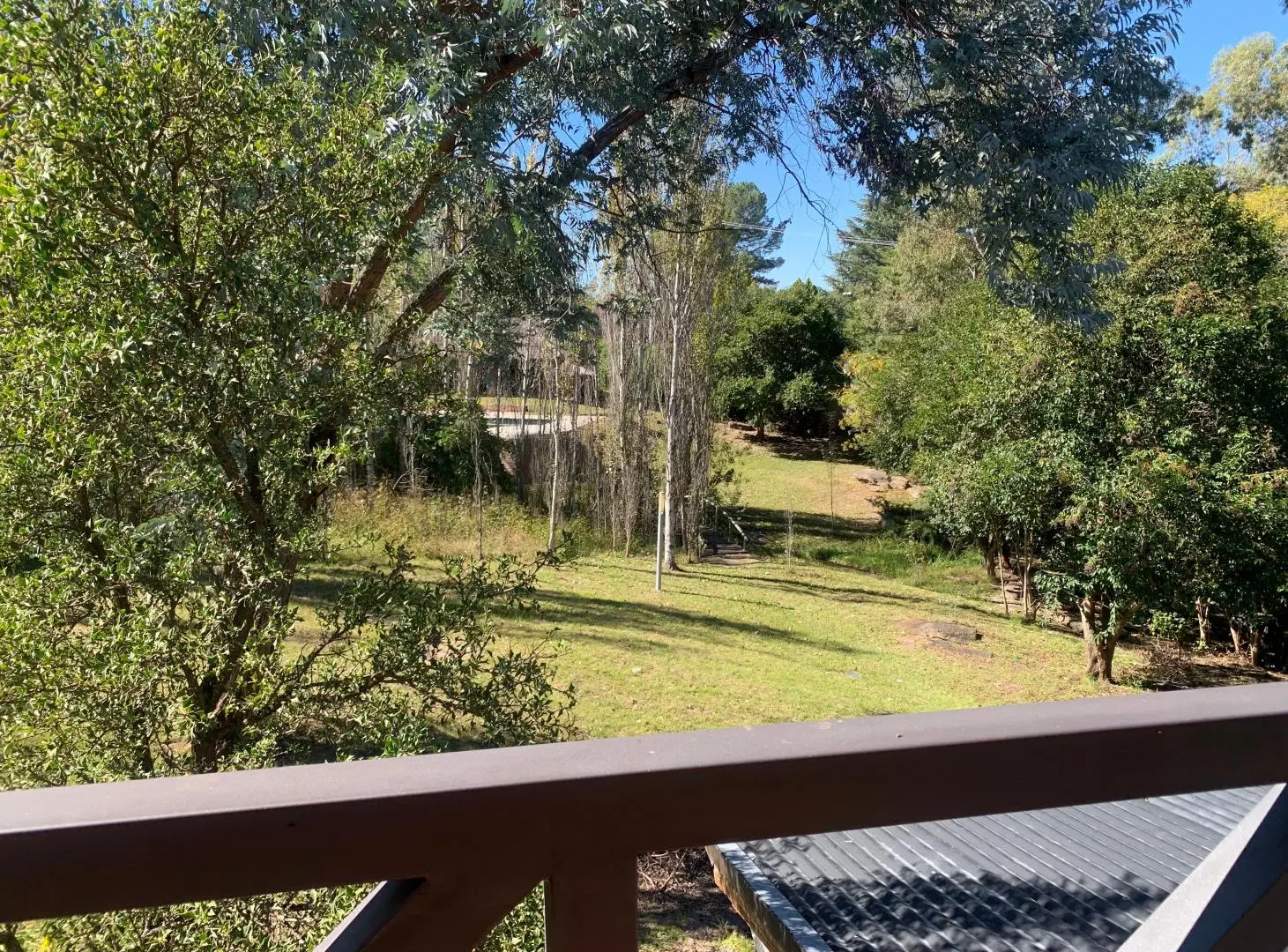 Vendo hermosa casa con pileta y quincho en Tanti 3