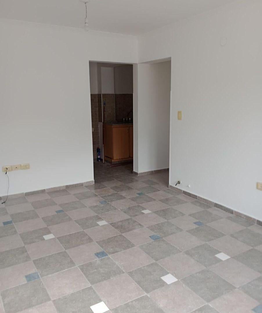 Foto de Vendo dpto Av. patria 300 2 dorm., imagen 3