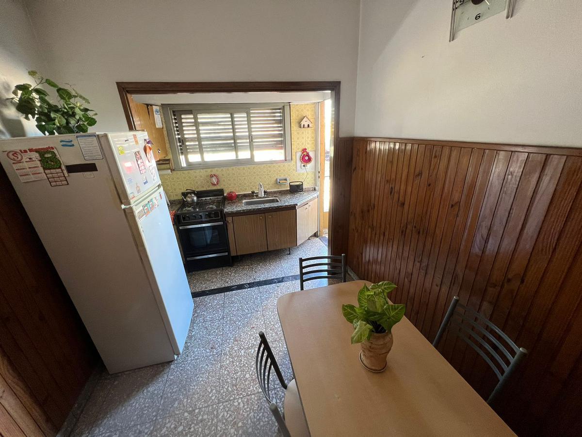 Foto de DEPARTAMENTO 4 AMB SOBRE AVENIDA, imagen 3
