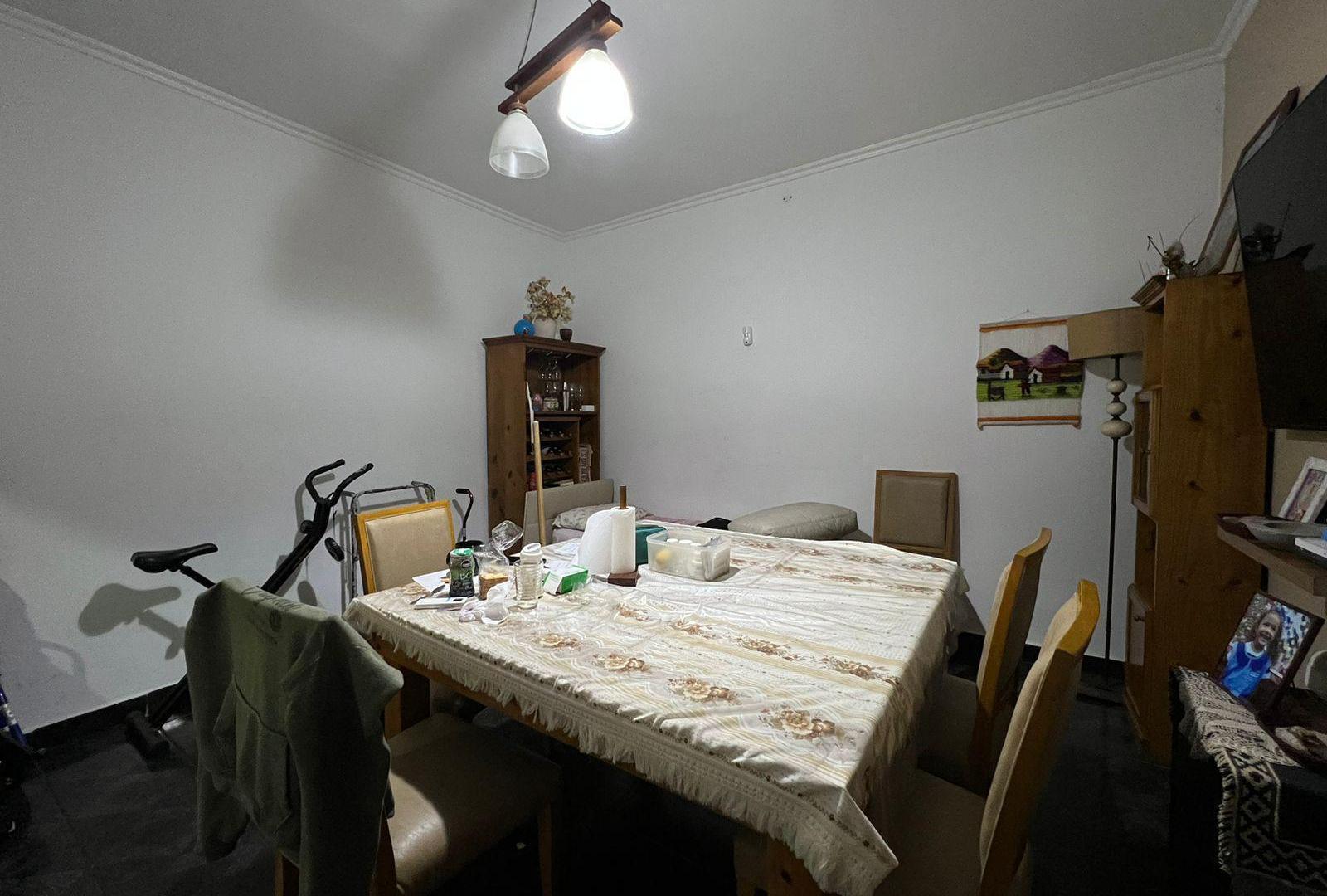 Foto de PH CON 2 PATIOS Y PILETA SIN EXPENSAS EN VENTA CIUDAD MADERO, imagen 5