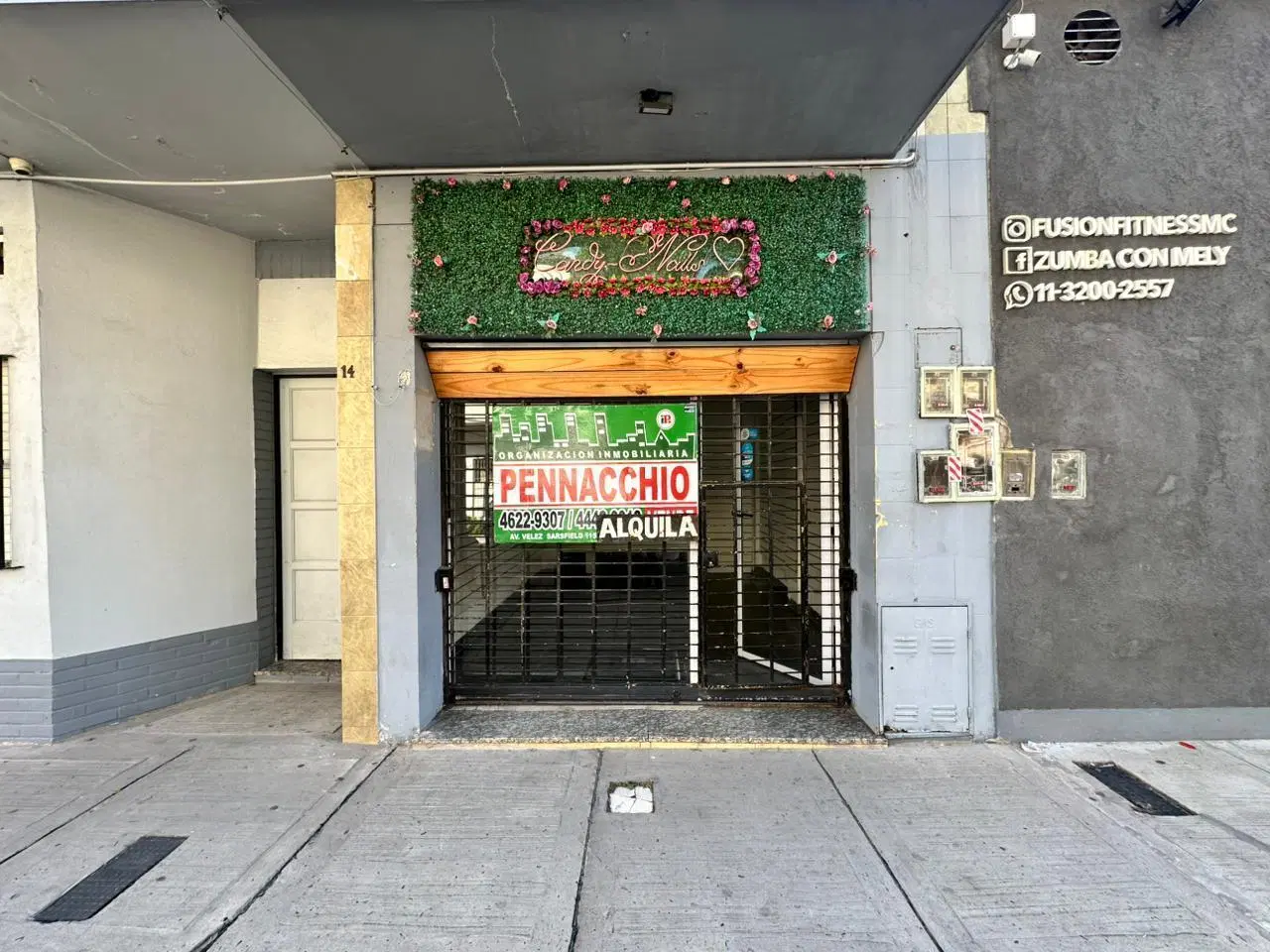 Local Cerca Avenida Zona Comercial 2