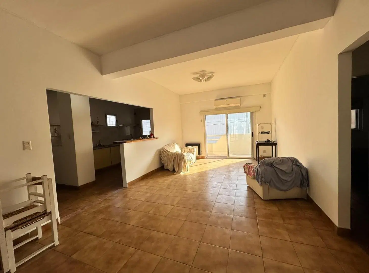Casa 3amb con Galpón, patio, y balcon 3