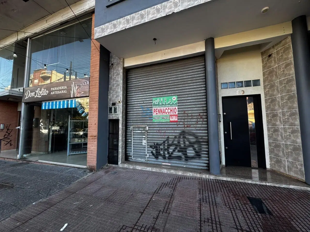 Local sobre Avenida exc ubi 4