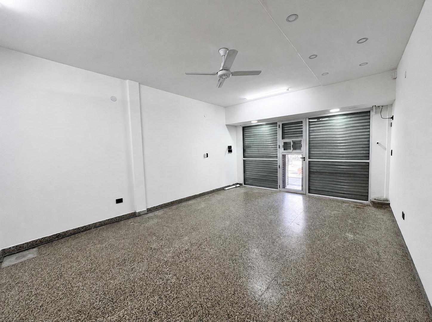Foto de Local centrico Ciudad Madero sobre avenida, imagen 4