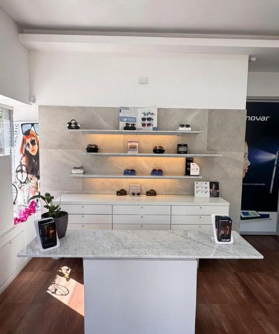 EXCELENTE LOCAL EN ESQUINA - VILLA PUEYRREDÓN - SALVADO PROPIEDADES SRL 3