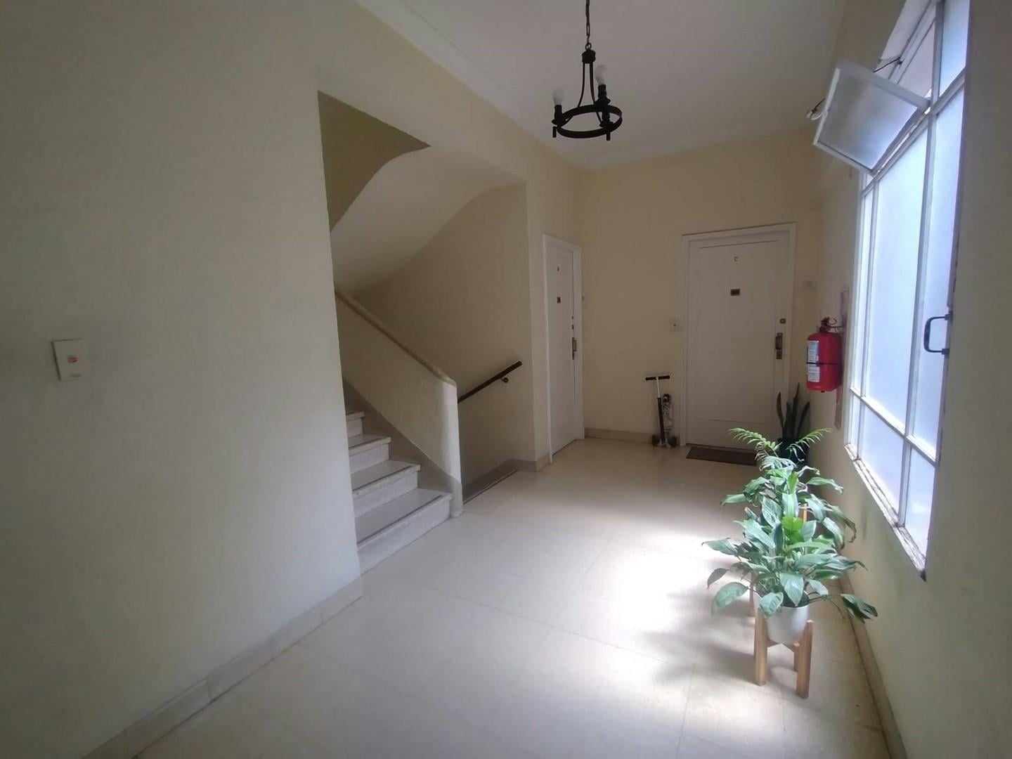 Foto de Departamento en Venta en Belgrano R, imagen 1