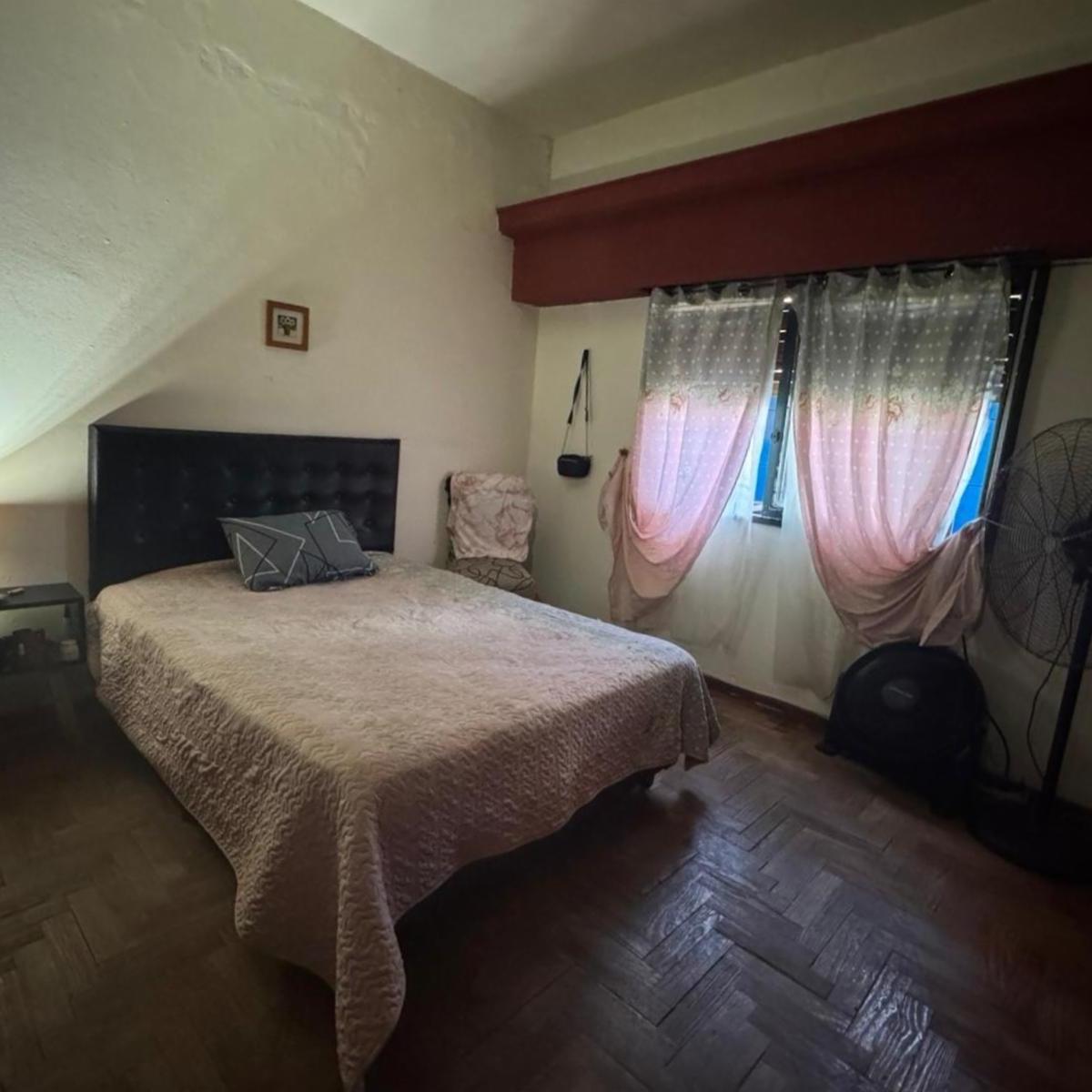 Casa Americana, 3 Amb. V. Sarmiento 2