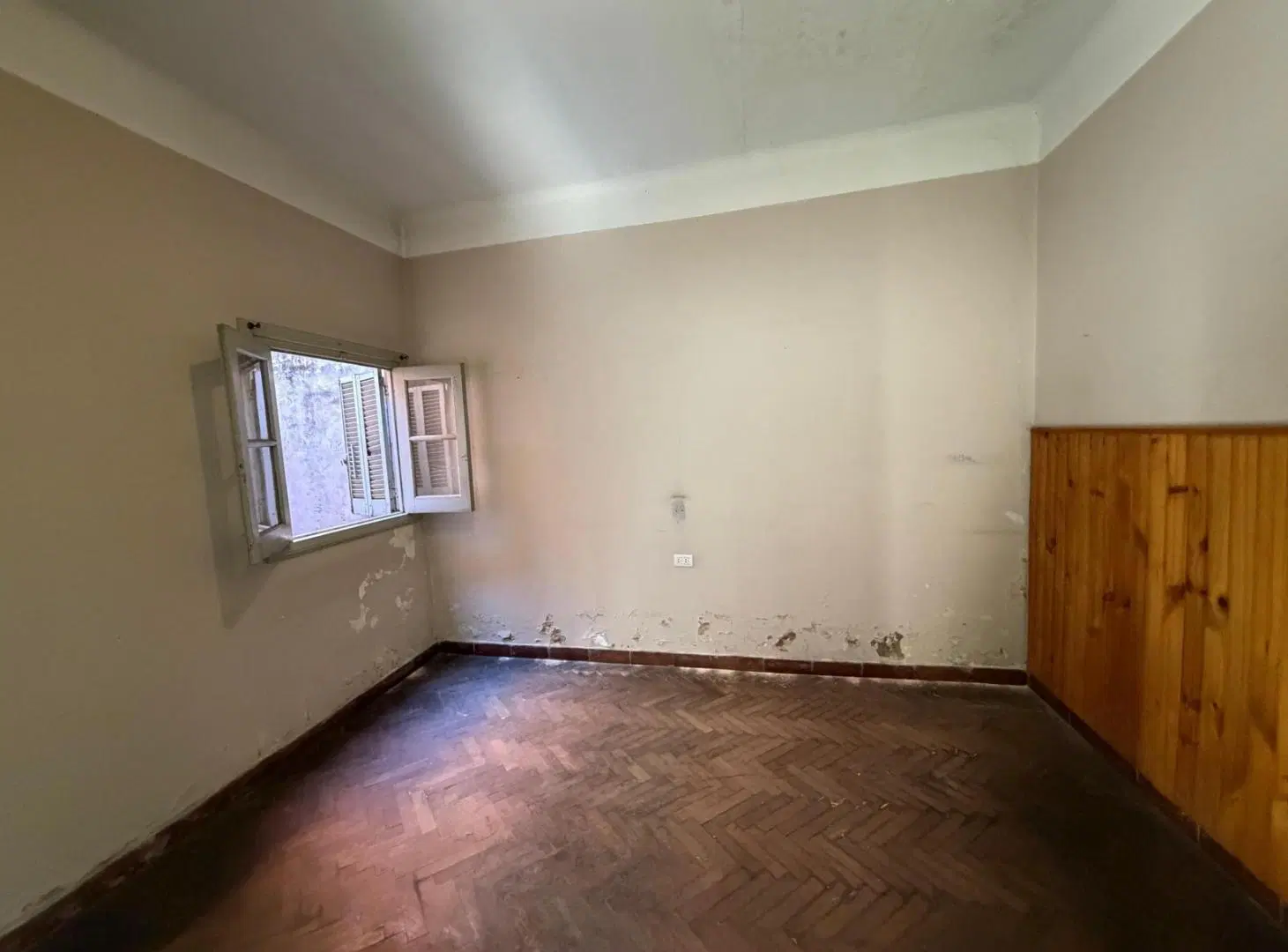 Casa Antigua con amplio Terreno 2
