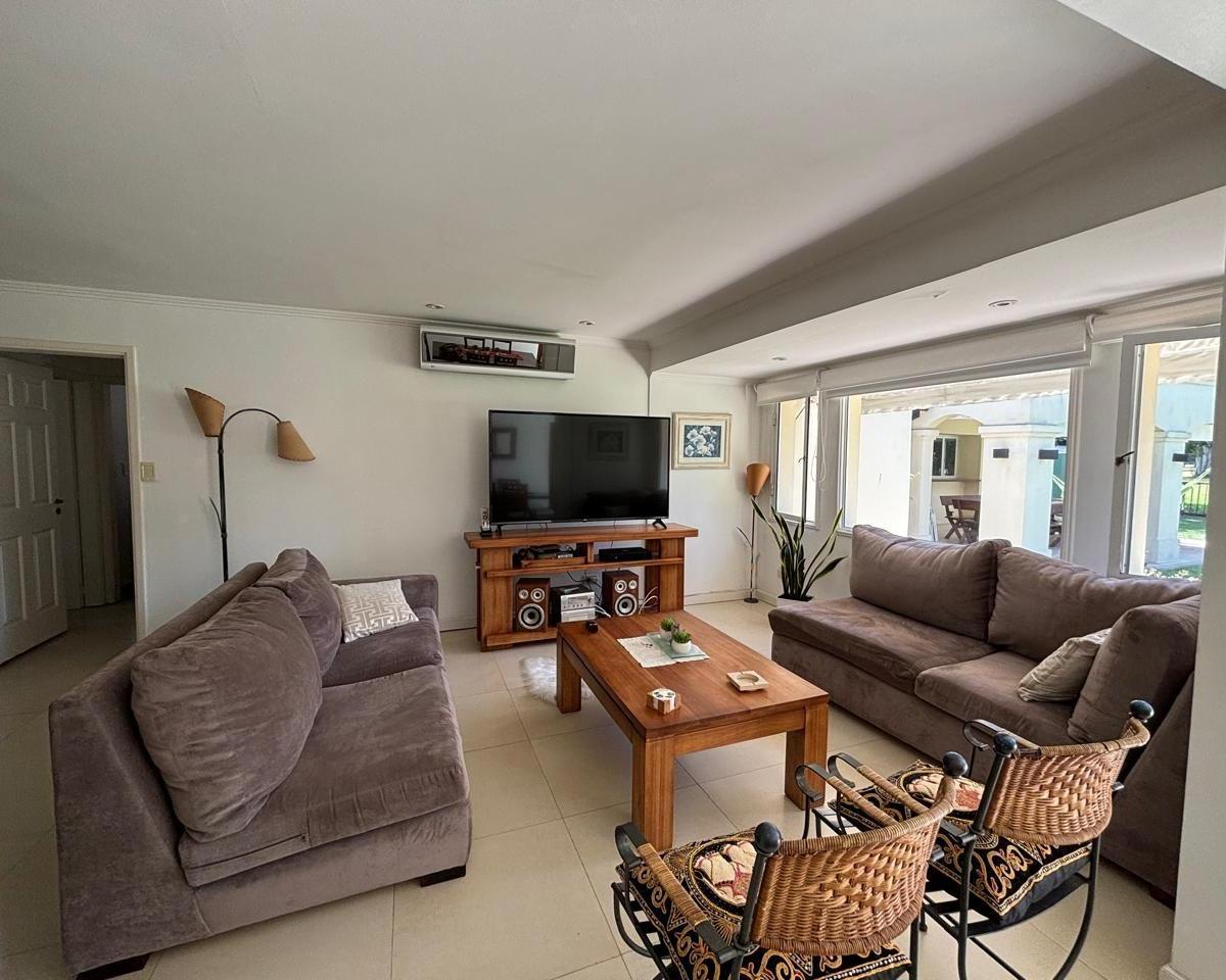 Excelente Vivienda con Vista Abierta Al Campo de Golf - Amb 6 5