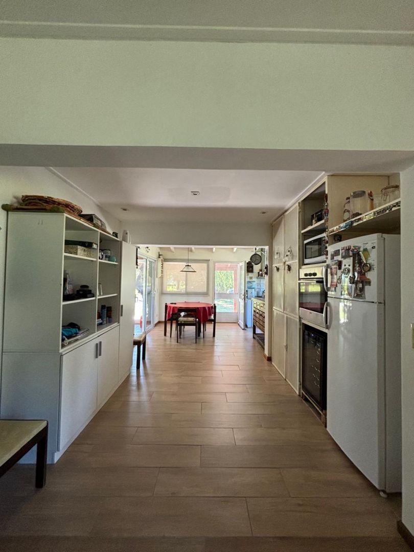 Foto de EXELENTE VIVIENDA CLUB DE CHACRAS LAGUNA VITEL CON PILETA, imagen 2