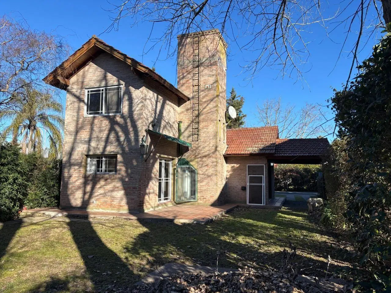 VIVIENDA ESTILO CHALET CON QUINCHO - GOLF CHASCOMUS COUNTRY CLUB 5