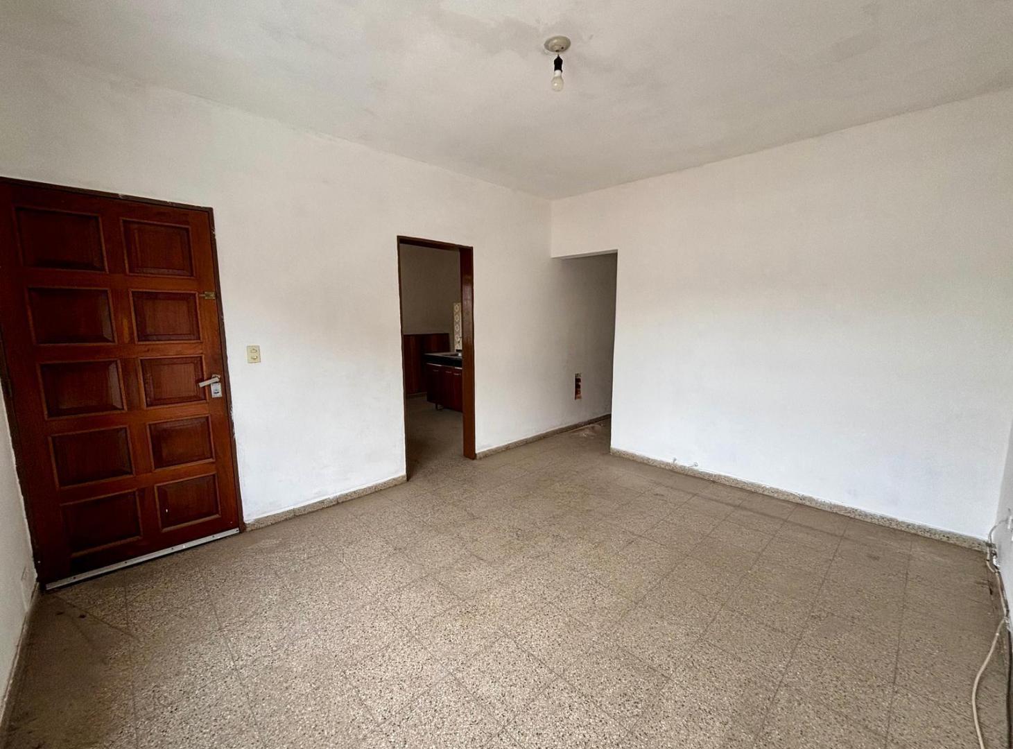 Edificio de 6 deptos en la mejor zona de VCP - EN VENTA