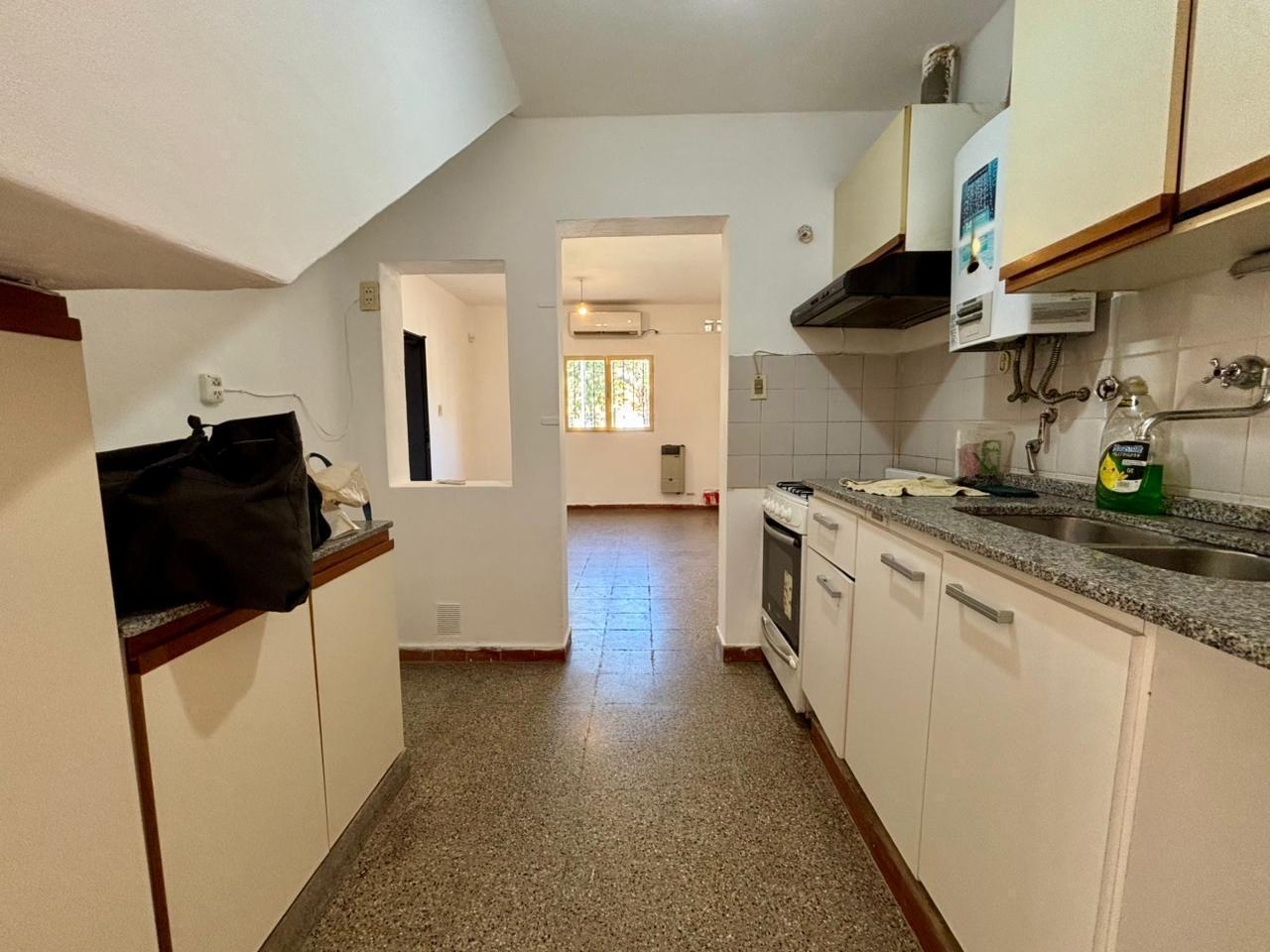 Foto de Casa 3 dorm. patio y cochera en Juan B Justo - VENTA, imagen 3