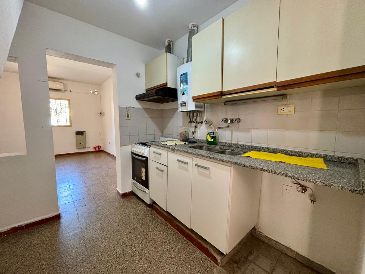 Foto de Casa 3 dorm. patio y cochera en Juan B Justo - VENTA, imagen 5