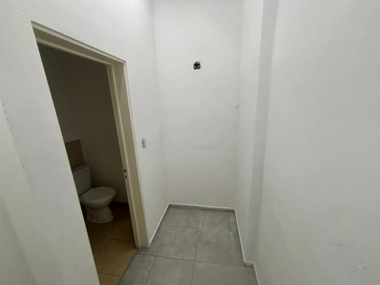 Local de 50 M2 a mts de Fragueiro, Alta Córdoba - ALQUILER 2